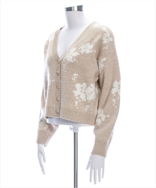 clear（クリア）の「花柄ジャガードショート丈ニットカーディガン[大人 カジュアル 着回し力抜群] ≪再入荷≫（カーディガン/ボレロ・レディース・ベージュ/ミント/チャコールグレー・F）」の10枚目の写真