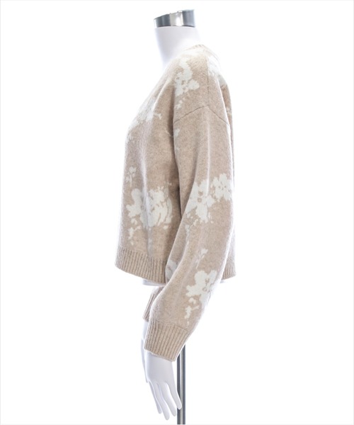 clear（クリア）の「花柄ジャガードショート丈ニットカーディガン[大人 カジュアル 着回し力抜群] ≪再入荷≫（カーディガン/ボレロ・レディース・ベージュ/ミント/チャコールグレー・F）」の11枚目の写真