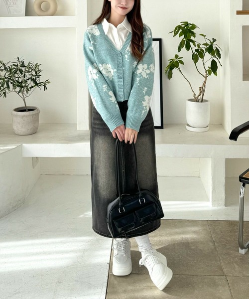 clear（クリア）の「花柄ジャガードショート丈ニットカーディガン[大人 カジュアル 着回し力抜群] ≪再入荷≫（カーディガン/ボレロ・レディース・ベージュ/ミント/チャコールグレー・F）」の7枚目の写真