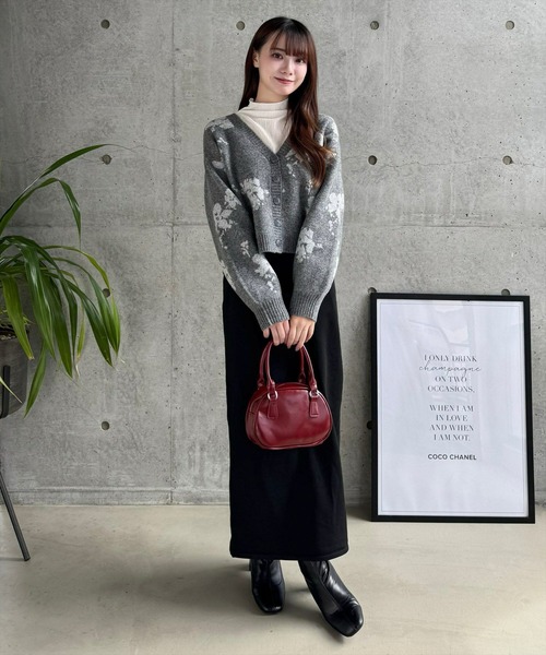 clear（クリア）の「花柄ジャガードショート丈ニットカーディガン[大人 カジュアル 着回し力抜群] ≪再入荷≫（カーディガン/ボレロ・レディース・ベージュ/ミント/チャコールグレー・F）」の4枚目の写真