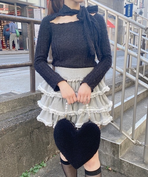 lilLilly(リルリリー)の「リボンチョーカーシャギーニットトップス(ニット/セーター・レディース・ブラック/ホワイト/ピンク・FREE)」の8枚目の写真