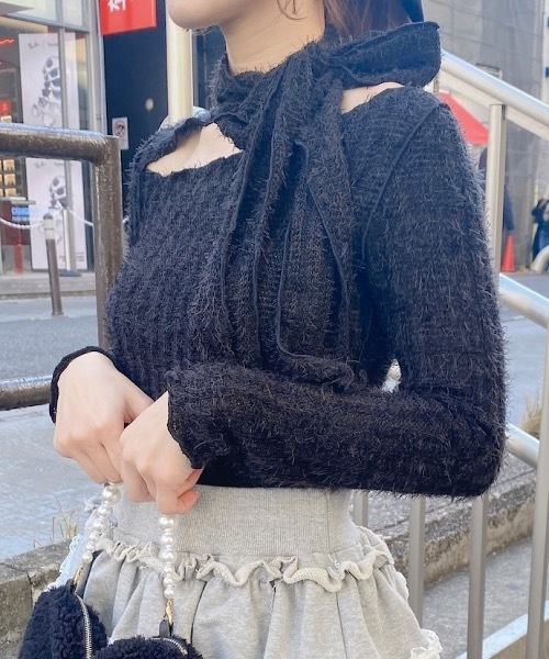 lilLilly(リルリリー)の「リボンチョーカーシャギーニットトップス(ニット/セーター・レディース・ブラック/ホワイト/ピンク・FREE)」の13枚目の写真