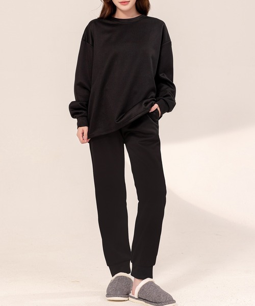 DAY CLOSET(デイ クローゼット)の「【セットアップ/ワンマイルOK】長袖ノームコアドロップショルダースウェット+ロングパンツ 上下2点セット レディース(スウェット・レディース・アイボリー/オートミール/グレー/チャコールグレー/ブラック・FREE)」の11枚目の写真