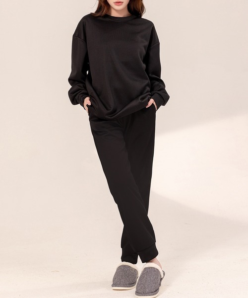 DAY CLOSET(デイ クローゼット)の「【セットアップ/ワンマイルOK】長袖ノームコアドロップショルダースウェット+ロングパンツ 上下2点セット レディース(スウェット・レディース・アイボリー/オートミール/グレー/チャコールグレー/ブラック・FREE)」の12枚目の写真