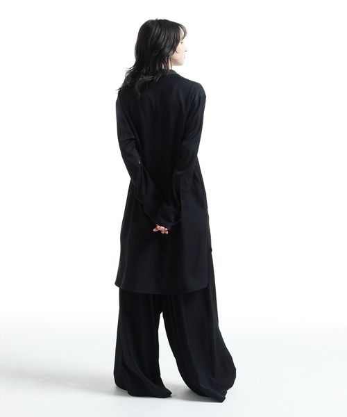 Y-3(ワイスリー)の「W RYTW SHIRT(シャツ/ブラウス・レディース・ブラック・X-SMALL/SMALL/MEDIUM/LARGE/XX-SMALL)」の2枚目の写真