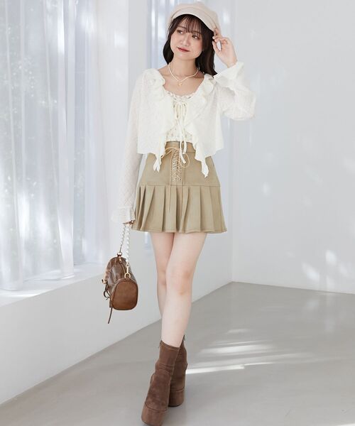 MAJESTIC LEGON（マジェスティックレゴン）の「カップ付きシャーリングキャミ（キャミソール・レディース・A/アイボリー/B/ブラック系その他/C・MEDIUM）」の7枚目の写真