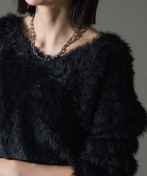 each(イーチ)の「ロングシャギークルーネックショート丈ニット(ニット/セーター・レディース・ブラック/グレイッシュベージュ/ホワイト/ベージュ・FREE)」の14枚目の写真