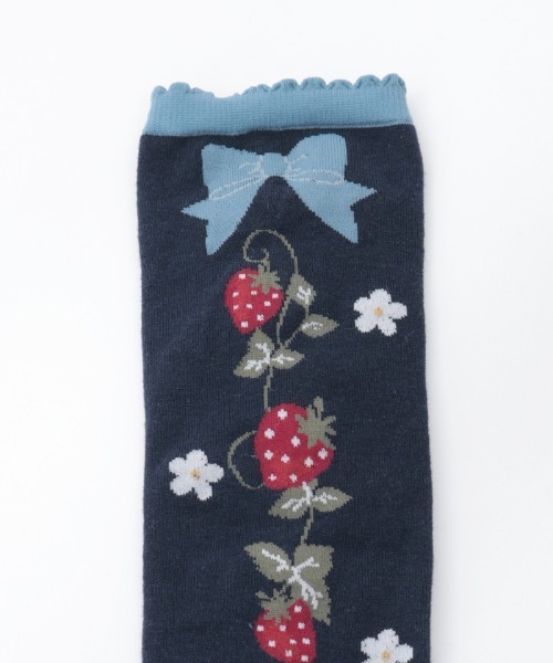 axes femme kawaii(アクシーズファムカワイイ)の「いちご柄オーバーニー(ソックス/靴下・レディース・ピンク/ホワイト/ネイビー・FREE)」の16枚目の写真