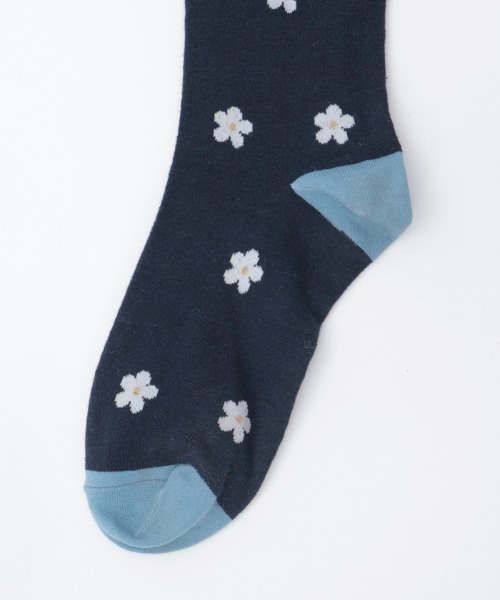 axes femme kawaii(アクシーズファムカワイイ)の「いちご柄オーバーニー(ソックス/靴下・レディース・ピンク/ホワイト/ネイビー・FREE)」の19枚目の写真