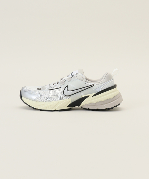 NIKE(ナイキ)の「*【NIKE/ナイキ】追加V2K Run(Silver)(スニーカー・レディース・シルバー・23cm/24cm/25cm/26cm)」の16枚目の写真