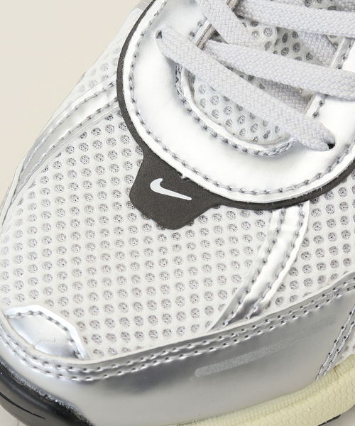NIKE(ナイキ)の「*【NIKE/ナイキ】追加V2K Run(Silver)(スニーカー・レディース・シルバー・23cm/24cm/25cm/26cm)」の13枚目の写真