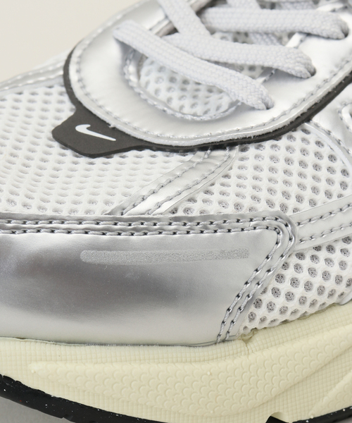NIKE/ナイキ】追加V2K Run(Silver)（スニーカー）｜NIKE（ナイキ）の