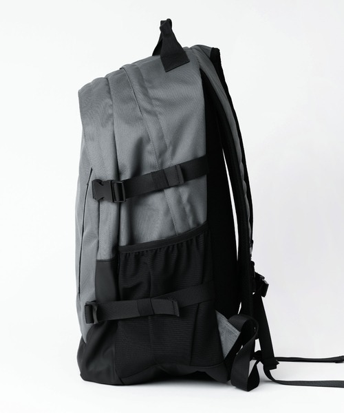 Reebok(リーボック)の「Reebok リーボック ワンポイント ロゴ 刺繍 大容量 軽量 バックパック リュック 約30L(バックパック/リュック・メンズ・アイボリー/ブラック/チャコール・FREE)」の20枚目の写真