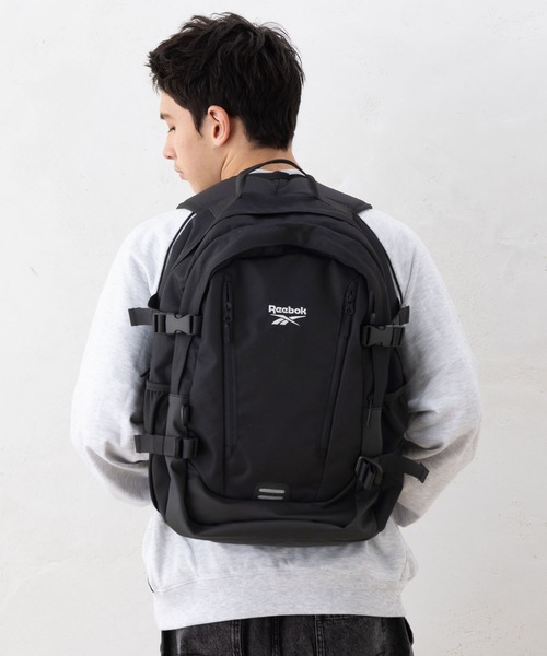 Reebok(リーボック)の「Reebok リーボック ワンポイント ロゴ 刺繍 大容量 軽量 バックパック リュック 約30L(バックパック/リュック・メンズ・アイボリー/ブラック/チャコール・FREE)」の9枚目の写真