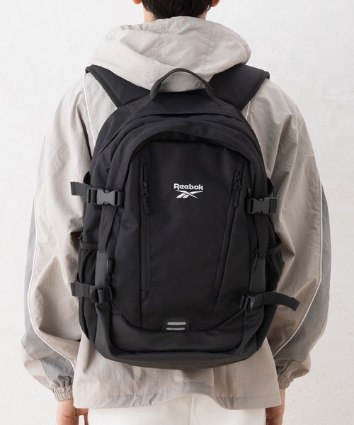 Reebok(リーボック)の「Reebok リーボック ワンポイント ロゴ 刺繍 大容量 軽量 バックパック リュック 約30L(バックパック/リュック・メンズ・アイボリー/ブラック/チャコール・FREE)」の7枚目の写真