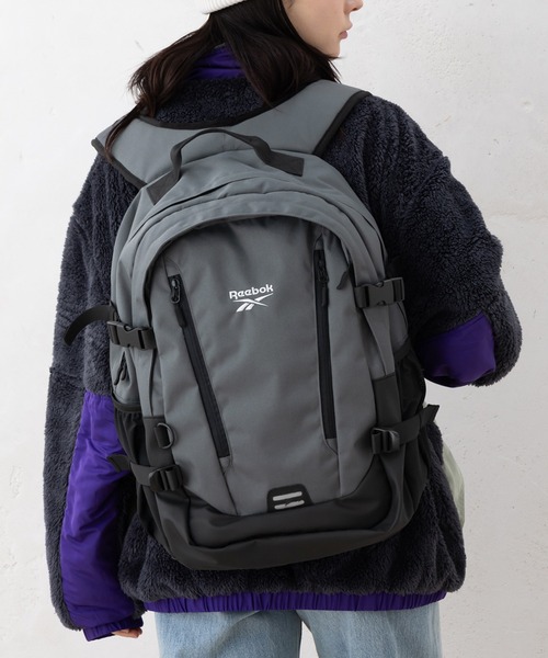 Reebok(リーボック)の「Reebok リーボック ワンポイント ロゴ 刺繍 大容量 軽量 バックパック リュック 約30L(バックパック/リュック・メンズ・アイボリー/ブラック/チャコール・FREE)」の10枚目の写真