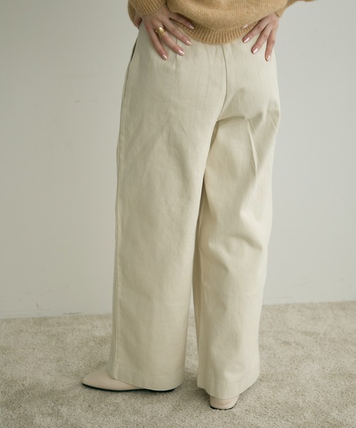 Crisp（クリスプ）の「【ZOZO限定】２タックツイルワイドパンツ（チノパンツ・レディース・ホワイト/ナチュラル・S）」の13枚目の写真