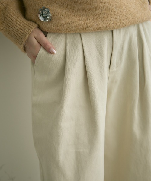 Crisp（クリスプ）の「【ZOZO限定】２タックツイルワイドパンツ（チノパンツ・レディース・ホワイト/ナチュラル・S）」の14枚目の写真
