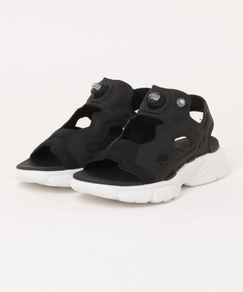 TSURUYA（ツルヤ）の「《reebok》INSTAPUMP FURY SANDAL（サンダル・メンズ・グレー系その他/ブラック/ブラック×ホワイト・24.0cm/28.0cm/27.0cm/26.0cm/25.0cm/23.0cm）」の2枚目の写真