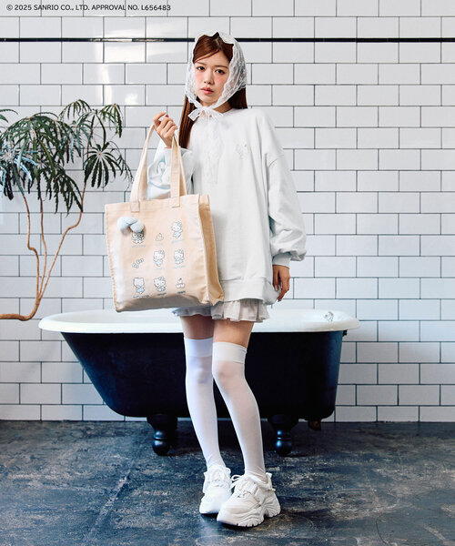 sanrio（サンリオ）の「HELLO KITTY トートバッグ（トートバッグ・レディース・ピンク/サックスブルー・FREE）」の5枚目の写真