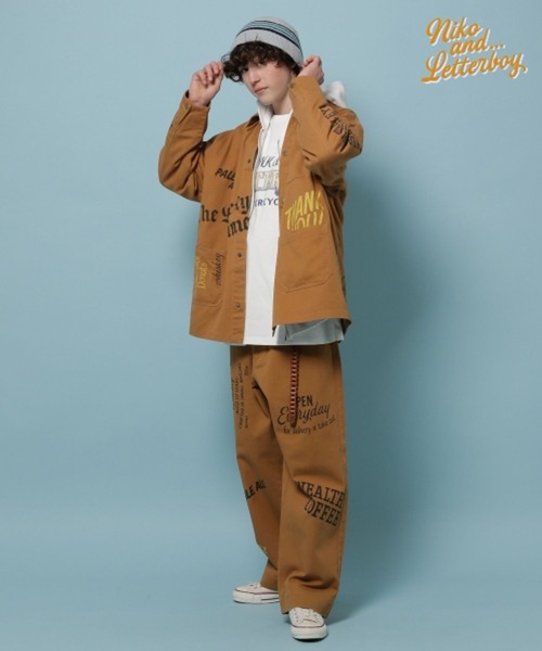 niko and...（ニコアンド）の「【LETTERBOY(レターボーイ)】コラボ落書きプリントブルゾン（ブルゾン・メンズ・ブラウン/ナチュラル・MEDIUM/LARGE）」の3枚目の写真
