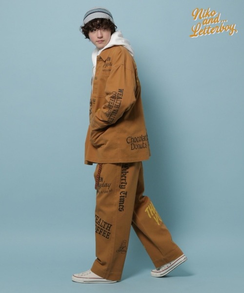 niko and...（ニコアンド）の「【LETTERBOY(レターボーイ)】コラボ落書きプリントブルゾン（ブルゾン・メンズ・ブラウン/ナチュラル・MEDIUM/LARGE）」の4枚目の写真