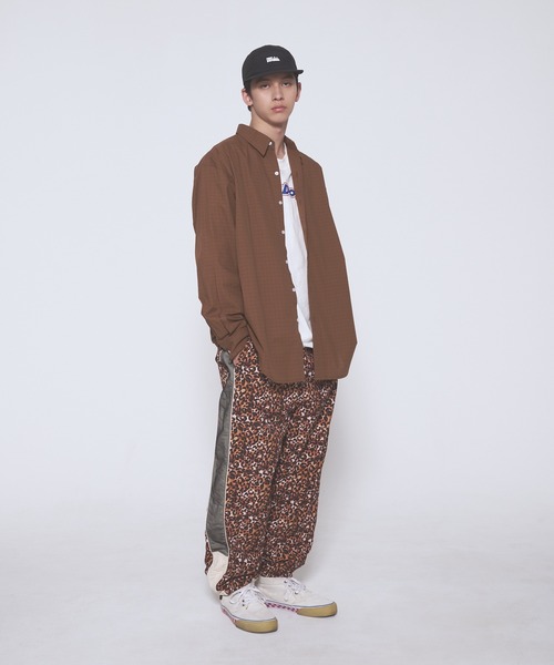 FIRST DOWN（ファーストダウン）の「ブロード ロングスリーブ シャツ #1（シャツ/ブラウス・メンズ・ネイビー系/ブラウン系・L/M/XL）」の3枚目の写真