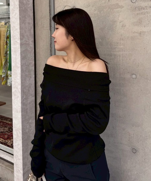 Teem Store(チームストア)の「2WAY リブラグラン オフショルニット(ニット/セーター・レディース・ホワイト/ブラック系/ホワイト系/ブラック・F)」の22枚目の写真
