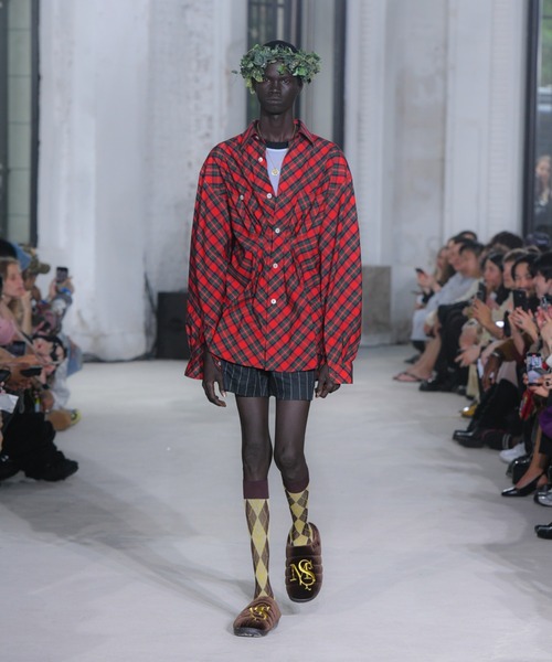 MASU（エムエーエスユー）の「"MASU X SUBU” M.S. CREST SANDAL（サンダル・メンズ・ブラウン/ネイビー・2/3）」の4枚目の写真