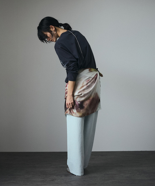SALON adam et rope'（サロン アダム エ ロペ）の「【duft（ドゥフト） for SALON】duft シルクスカーフ（ストール/ショール・レディース・ホワイト系その他3/ホワイト系その他4・FREE）」の10枚目の写真