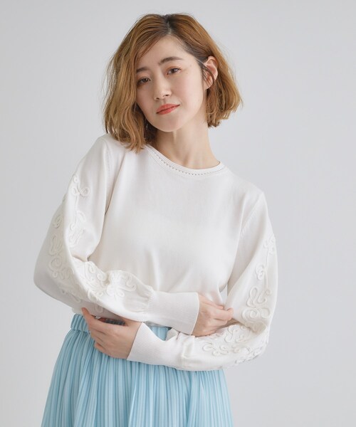 grove（グローブ）の「袖コード刺繍ニットプルオーバー（ニット/セーター・レディース・オフホワイト/ネイビー/ブルーグリーン・02/03/01/05/04）」の4枚目の写真