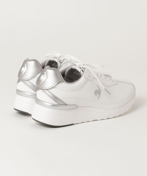 le coq sportif(ルコックスポルティフ)の「LCS モンペリエ NEO LIFT / LCS MONTPELLIER NEO LIFT(スニーカー・レディース・ホワイト×シルバー/ブラック・23.0cm/23.5cm/24.0cm/24.5cm/25.0cm/22.5cm)」の3枚目の写真