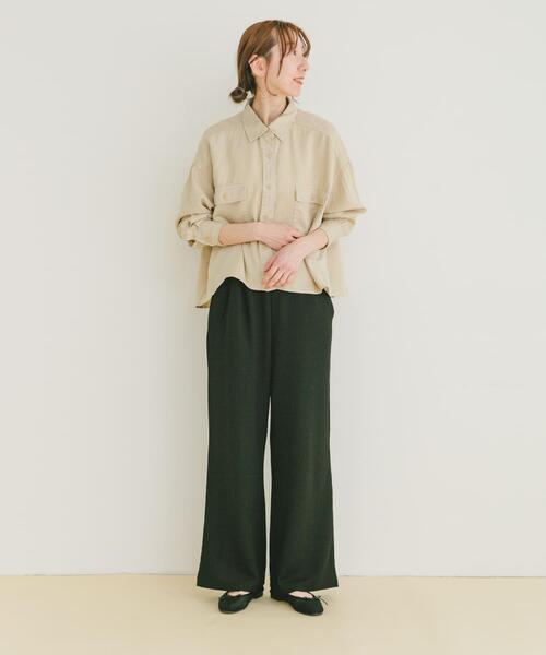 ITEMS URBANRESEARCH(アイテムズ アーバンリサーチ)の「リヨセルポケットシャツ(シャツ/ブラウス・レディース・チャコールグレー/ホワイト系その他/カーキ・FREE)」の7枚目の写真