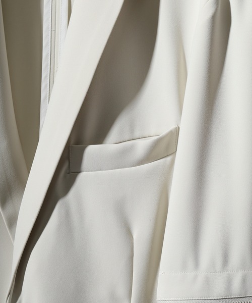 Tailored jacket with zipper / ファスナー付きテーラード
