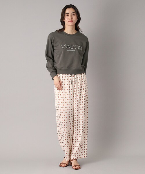 DRESSTERIOR（ドレステリア）の「【洗える/ショート丈】メイソンスタッズロゴ裏毛プルオーバー（スウェット・レディース・ライトグレー/アイボリー/ダークグレー・34/36/38）」の11枚目の写真