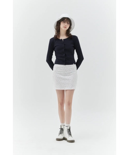 KIRSH（キルシー）の「KIRSH PLAIN ROUND NECK SLIM CARDIGAN キルシー プレーン ラウンド ネック スリム カーディガン（カーディガン/ボレロ・レディース・ホワイト/ダークネイビー・ONE SIZE）」の15枚目の写真