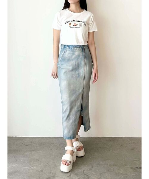 CALNAMUR(カルナムール)の「アソートプリントTシャツ(Tシャツ/カットソー・レディース・ネイビー/ホワイト/オフホワイト/グレー・FREE)」の10枚目の写真