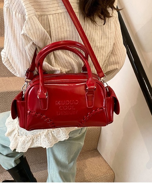 gossip!ロサンゼルス(ゴシップロサンゼルス)の「Y2K マルチポケットショルダーバッグ2WAY(ショルダーバッグ・レディース・ワイン・FREE)」の5枚目の写真