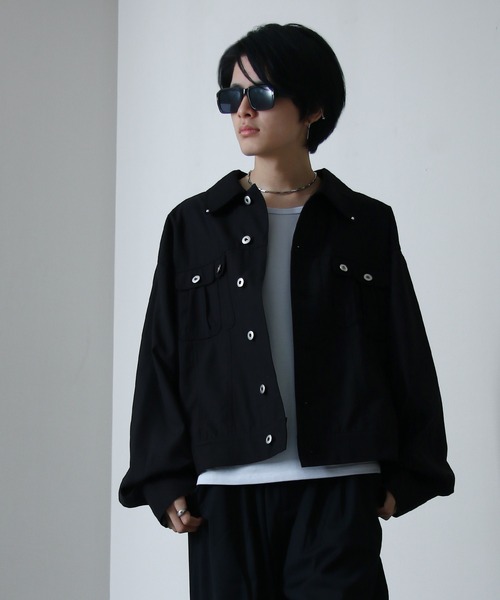 NILWAY（ニルウェイ）の「スタッズデザイン ショート丈 コンパクトジャケット（ブルゾン・メンズ・ブラック/ネイビー/ライトグレー・MEDIUM/LARGE）」の12枚目の写真