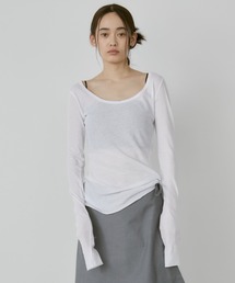 duei（デュイ）の「シアーロングスリーブUネックカットソー（Tシャツ/カットソー・レディース）」
