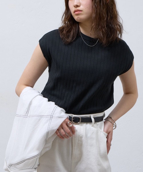 COLONY 2139(コロニートゥーワンスリーナイン)の「ワイドリブフレンチスリーブTシャツ(Tシャツ/カットソー・レディース・モカ/オフホワイト/ブラック/カーキ・FREE)」の17枚目の写真