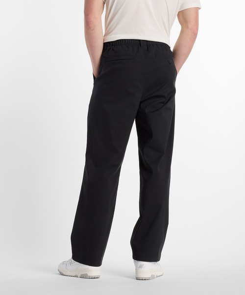 NEW BALANCE（ニューバランス）の「Athletics リラックストラウザー（スラックス・メンズ・ブラック/ライトベージュ・MEDIUM/LARGE/SMALL/X-LARGE）」の4枚目の写真