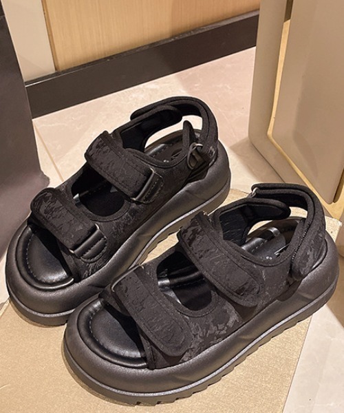 Teem Store(チームストア)の「【春夏新作】フラワージャガード厚底スポーツサンダル(サンダル・レディース・ホワイト/ブラック・38/36/40)」の14枚目の写真
