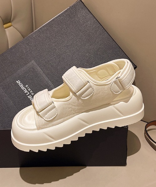 Teem Store(チームストア)の「【春夏新作】フラワージャガード厚底スポーツサンダル(サンダル・レディース・ホワイト/ブラック・38/36/40)」の15枚目の写真