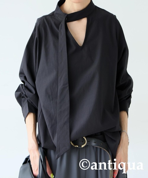 antiqua(アンティカ)の「タイレイヤードシャツ(シャツ/ブラウス・レディース・ブラック/ホワイト・ONESIZE)」の1枚目の写真