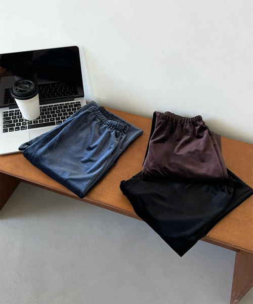 DECADE CLASSIC(ディケイド クラシック)の「【DECADE CLASSIC】ベルベットワイドパンツ(その他パンツ・レディース・ブラック/ネイビー/ブラウン・MEDIUM/LARGE)」の18枚目の写真