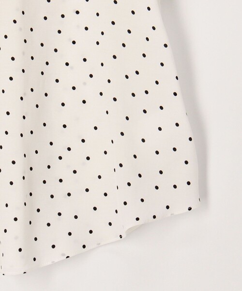 NOLLEY’S（ノーリーズ）の「2wayラッフル衿ブラウス（シャツ/ブラウス・レディース・オフホワイト/ブラック/ホワイト系その他2/ブルー系その他6/ホワイト系その他3/ブラック系その他2・38）」の12枚目の写真