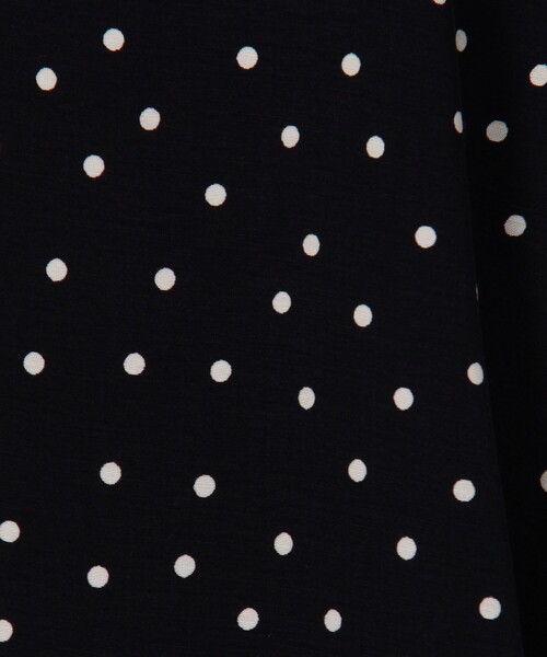 NOLLEY’S（ノーリーズ）の「2wayラッフル衿ブラウス（シャツ/ブラウス・レディース・オフホワイト/ブラック/ホワイト系その他2/ブルー系その他6/ホワイト系その他3/ブラック系その他2・38）」の10枚目の写真