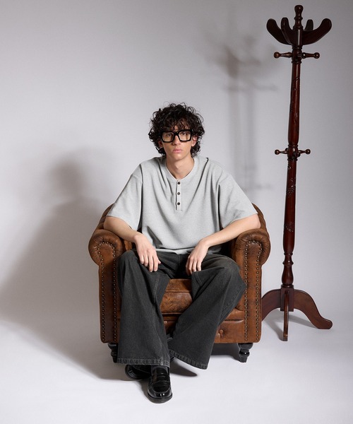 Regen Glanz（レーゲングランツ）の「thermal henry neck T‐shirt/サーマルヘンリーネックTシャツ（Tシャツ/カットソー・メンズ・ブラック/グレー/ネイビー/カーキ/アイボリー/ブラウン系その他/ブラック系その他/ブラック系その他2/レッド/サックスブルー・LARGE/MEDIUM/SMALL）」の15枚目の写真