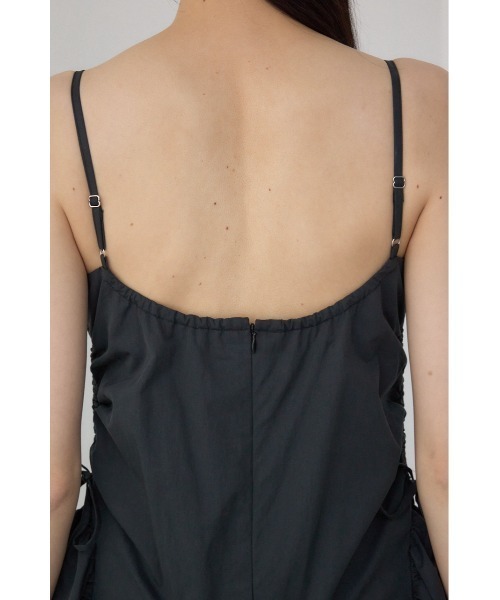 PLUS（プラス）の「【PLUS】バブルギャザーボリュームワンピース（ワンピース・レディース・ブルー/ブラック・SMALL/MEDIUM）」の11枚目の写真